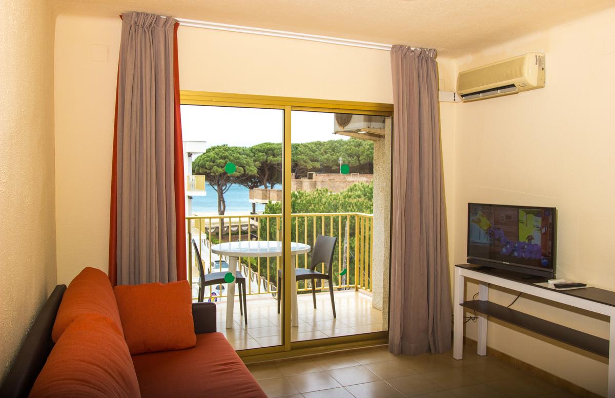 Pins Marina | Rentalmar