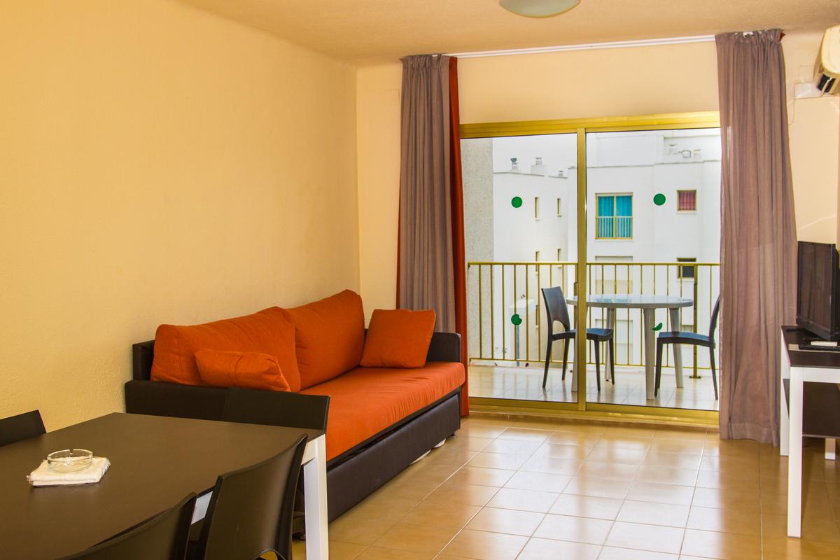 Pins Marina | Rentalmar